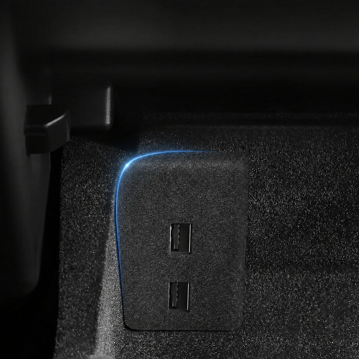 Glove Box 4-Port USB Docking Station for Tesla Model Y (2020-2024)