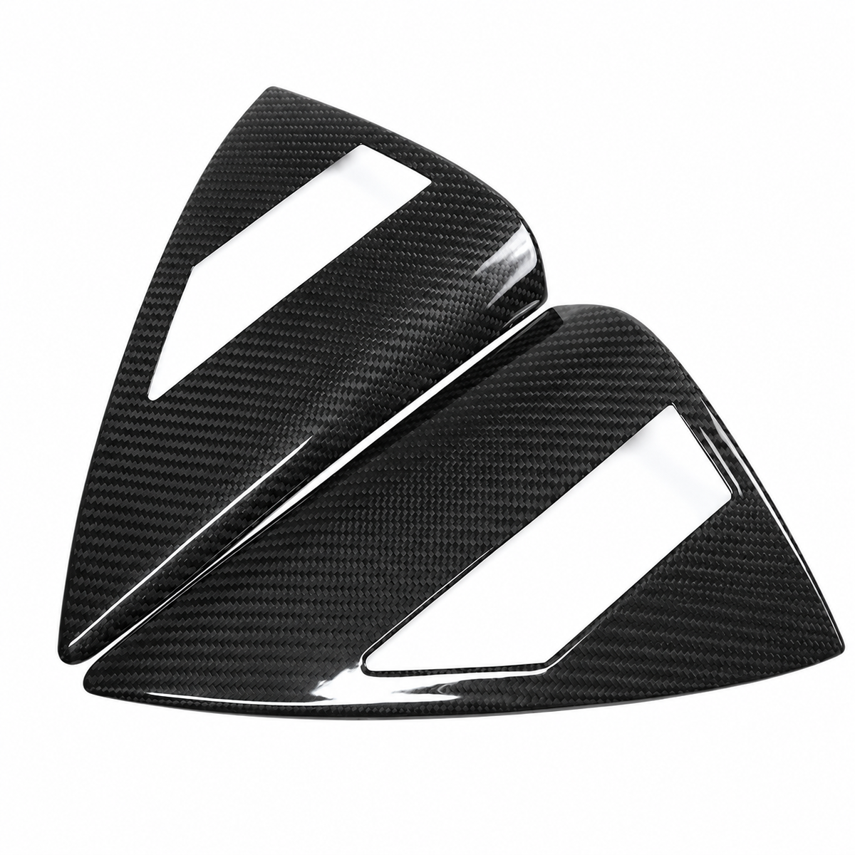 Gloss carbon fiber trim angled detail